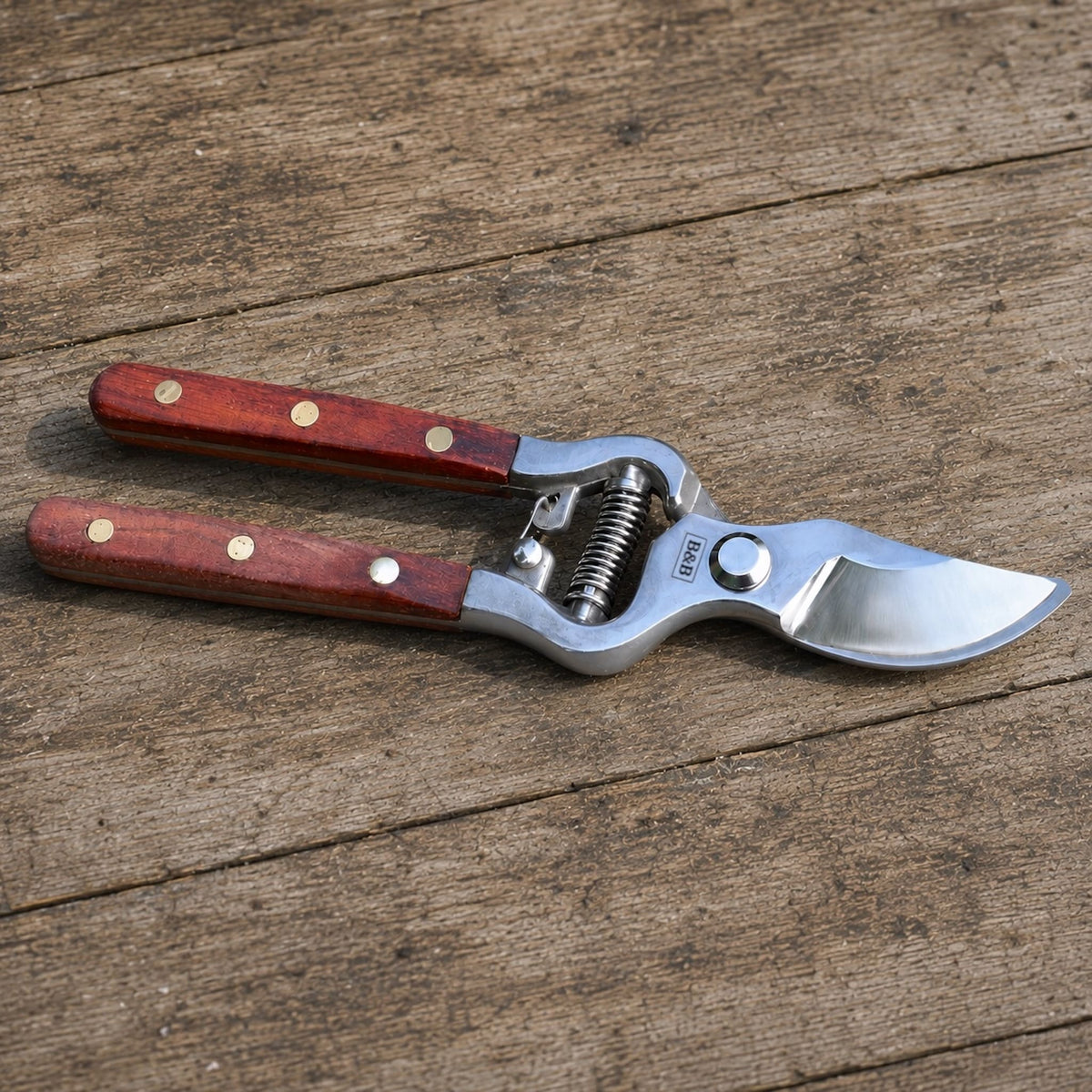 Wooden Handled Stainless Steel Secateurs