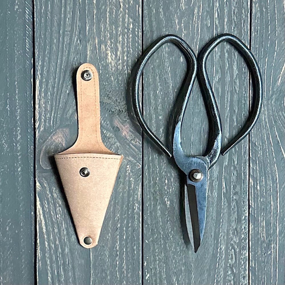 Large Gardeners Scissors with Recycled Leather Case - Natural