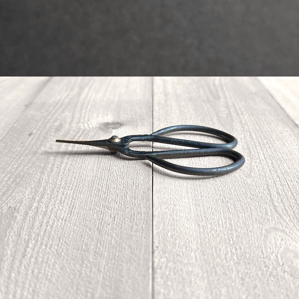 Small Gardeners Scissors with Recycled Leather Case - Brown