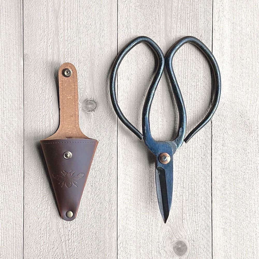 Gardeners Scissors with Recycled Leather Case - Large
