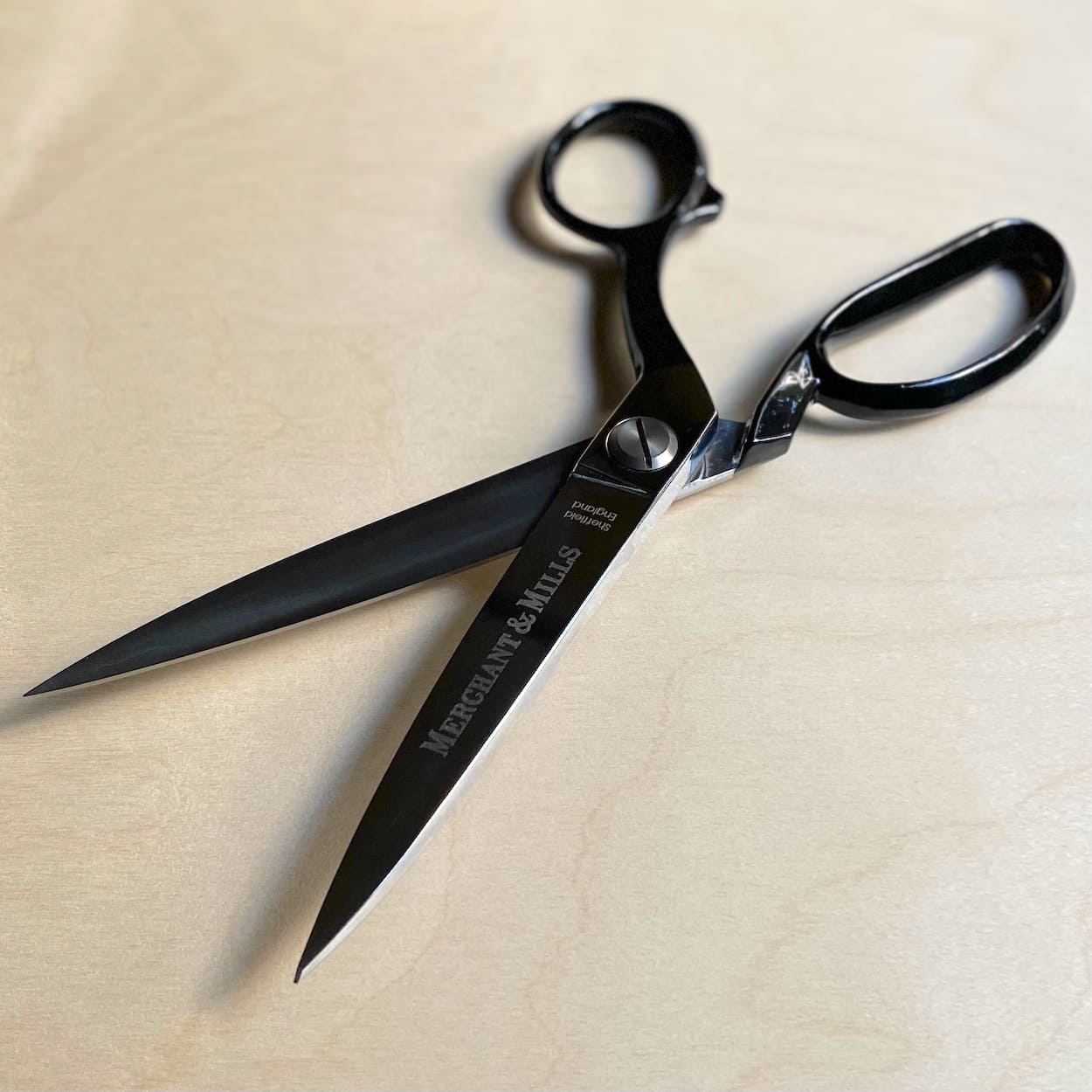 Sidebent Tailor's Shears - Ten Inch