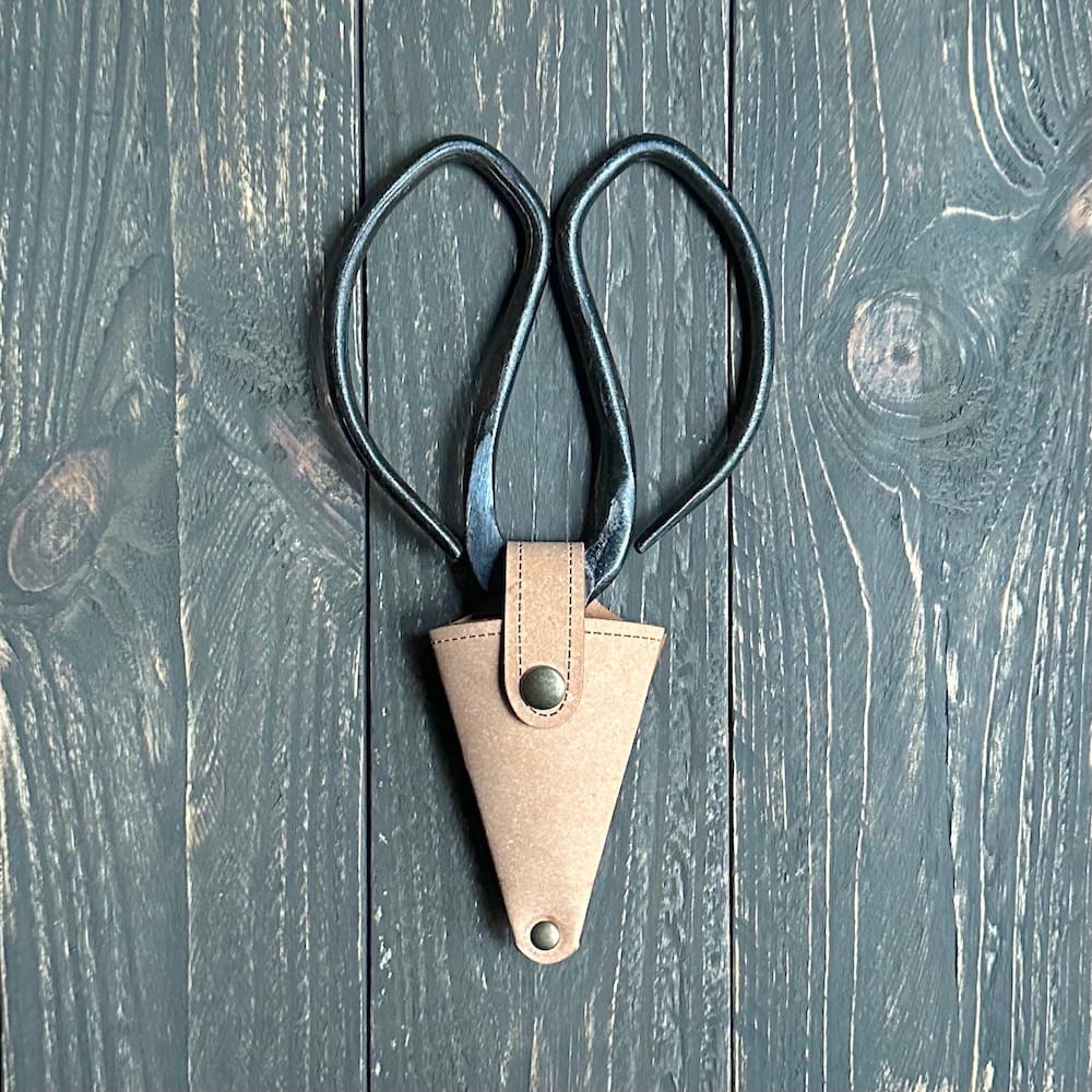 Gardeners Scissors with Recycled Leather Case - Large - Natural