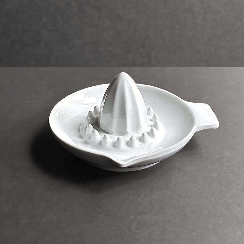 Rialto Lemon Squeezer - White Porcelain